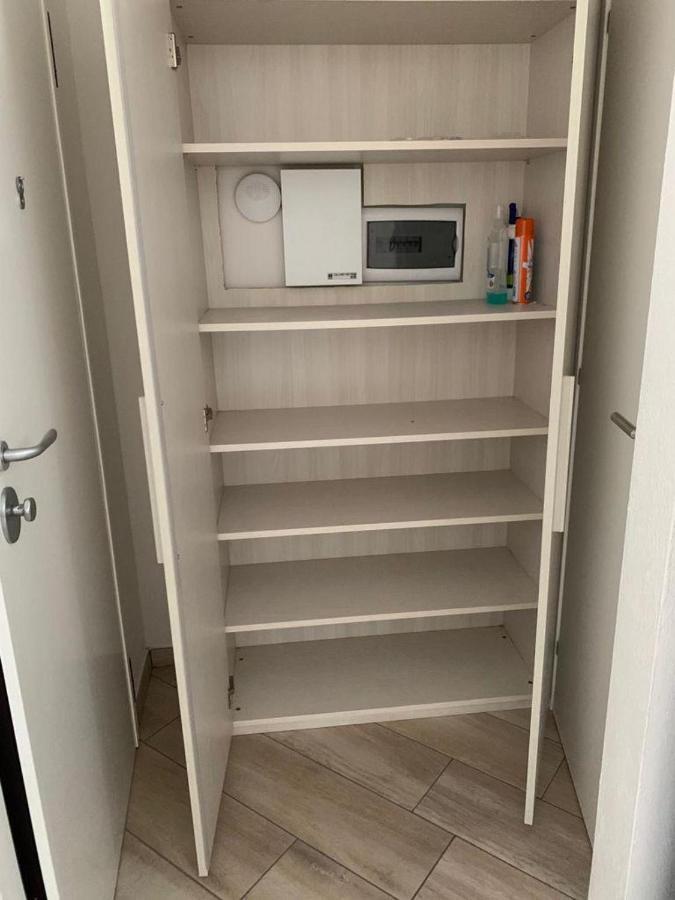 Caf Immobiliare Hotel Modena Luaran gambar